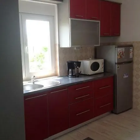 Stanovi 3 Apartamento *